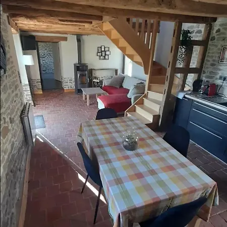 Charmante Yvignac-la-Tour